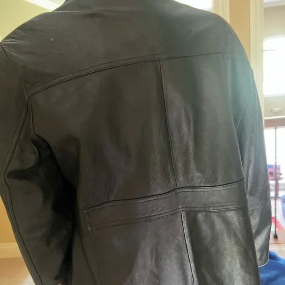 Wilson’s leather jacket - Picture 2 of 4